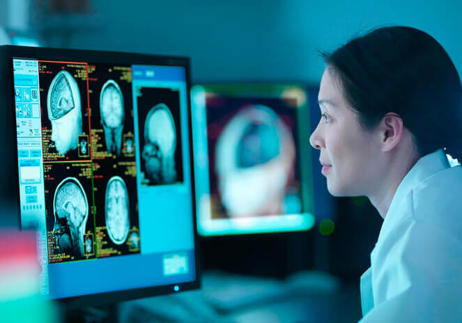 Intelligent diagnostic imaging